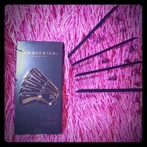Anastasia Beverly Hills Eyebrow Stencils